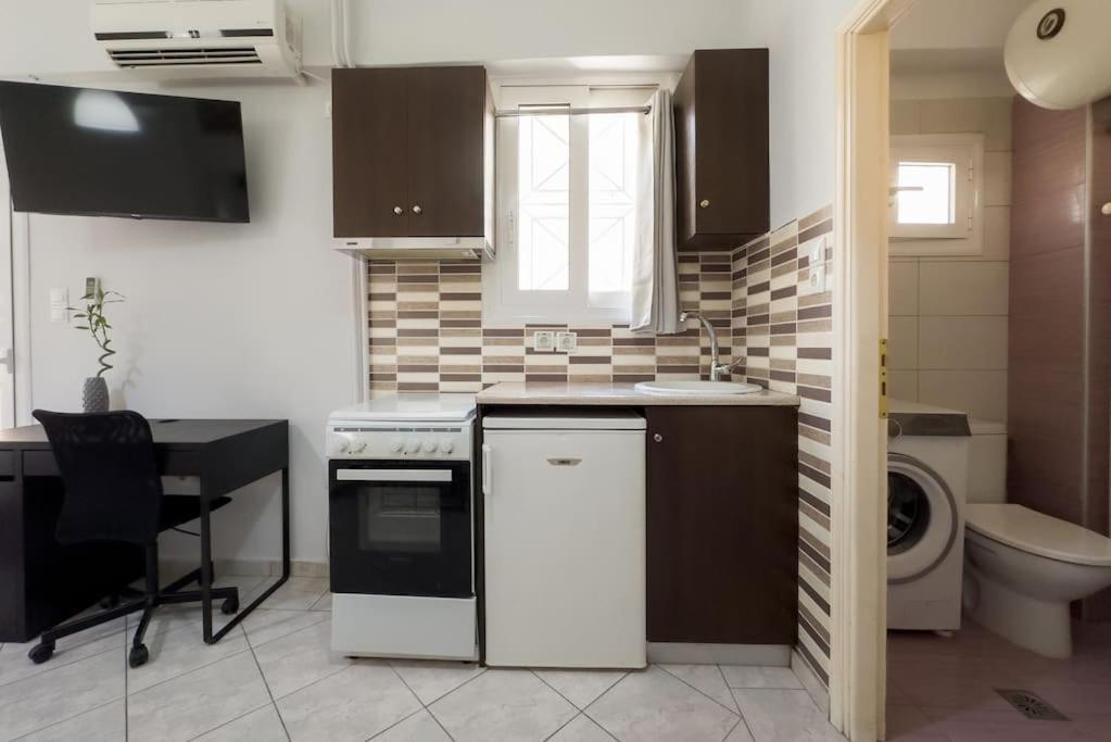 Pagrati Cozy Retreat Apartment Athena Bagian luar foto